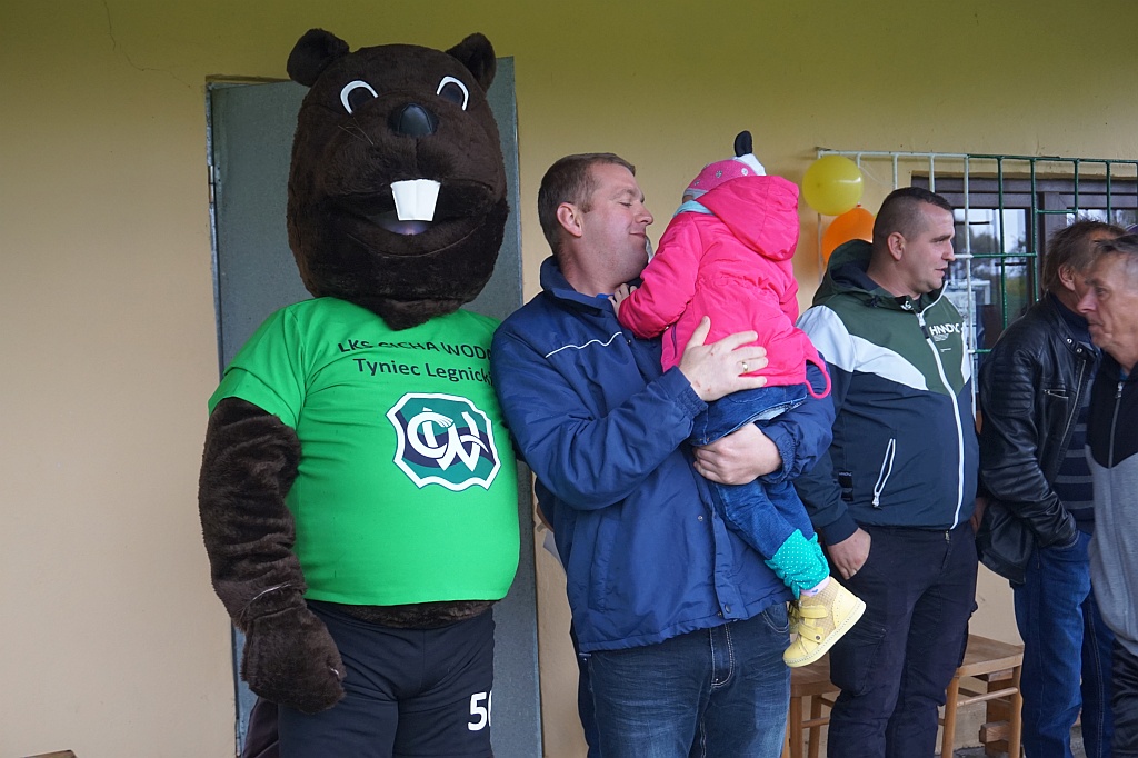 Pan Bóbr oficjalną maskotką klubową Cichej Wody        
