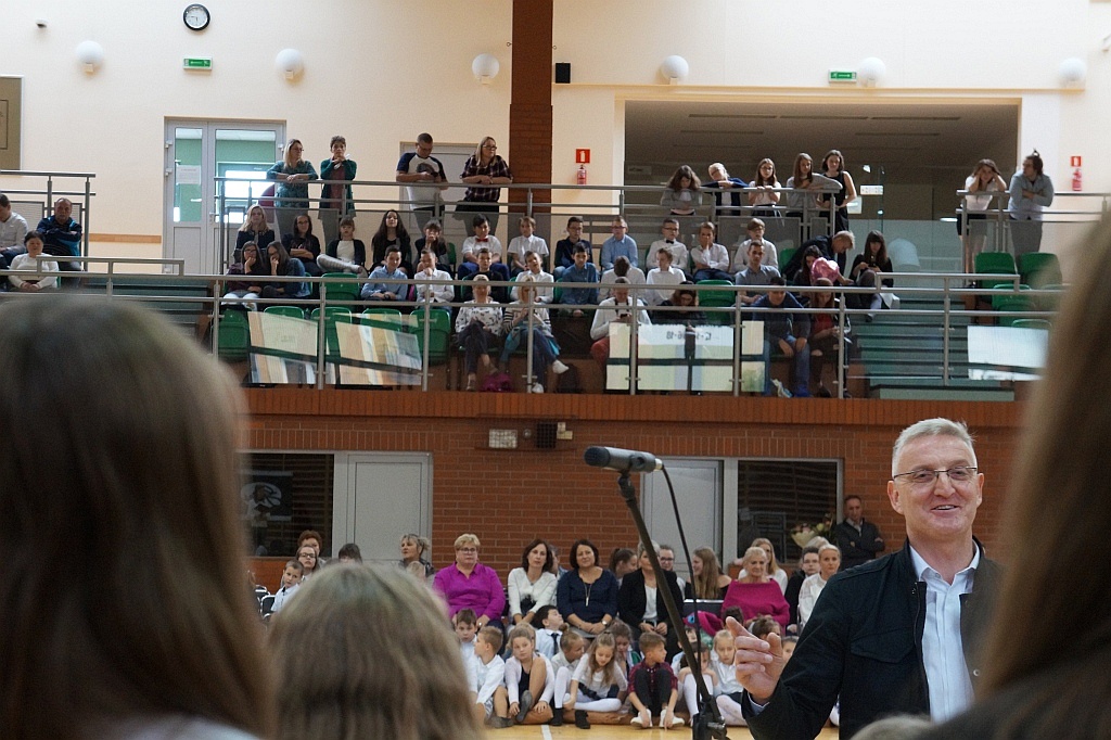 Występ uczniów ZSI przygotowany z okazji Dnia Edukacji Narodowej