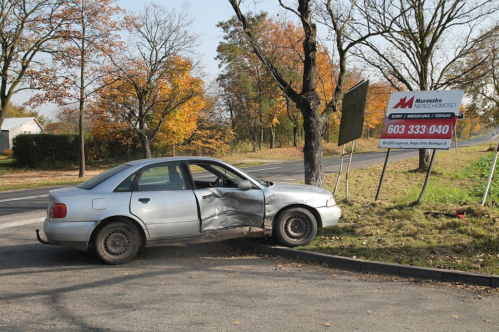 Kolizja na skrzyżowaniu ulic Koskowickiej i Fieldorfa