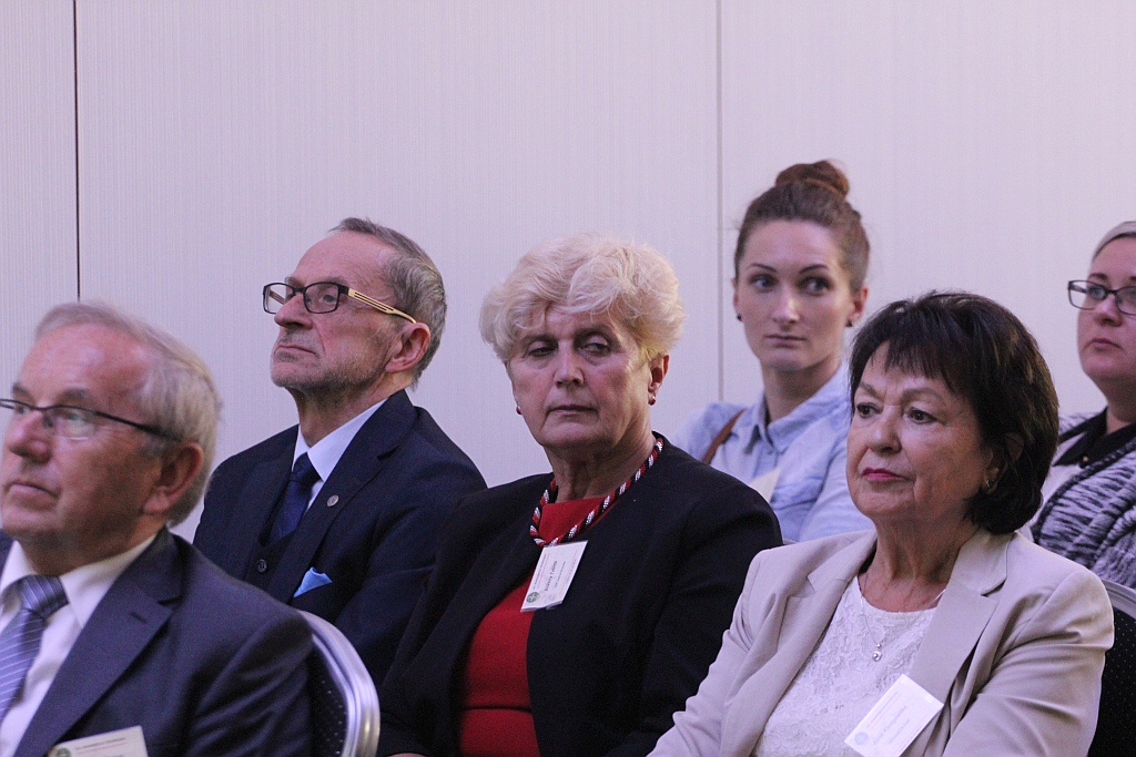 W Legnicy odbyła się dwudniowa konferencja polskich geodetów