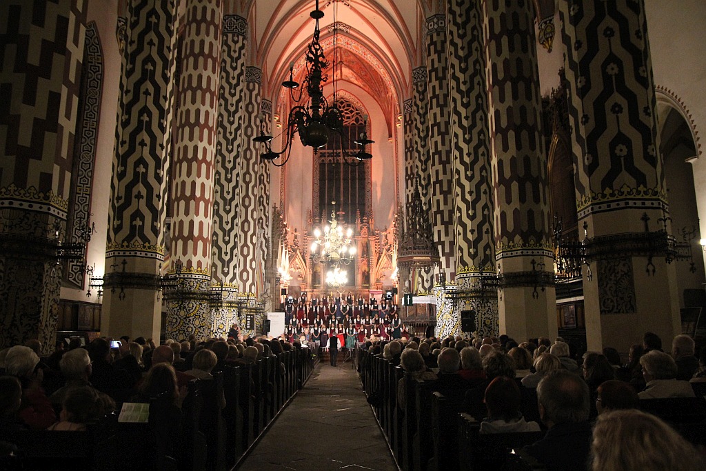 Koncert pochodzącego z Węgier Chóru Dziewczęcego Pro Musica