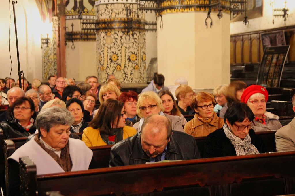 Koncert pochodzącego z Węgier Chóru Dziewczęcego Pro Musica