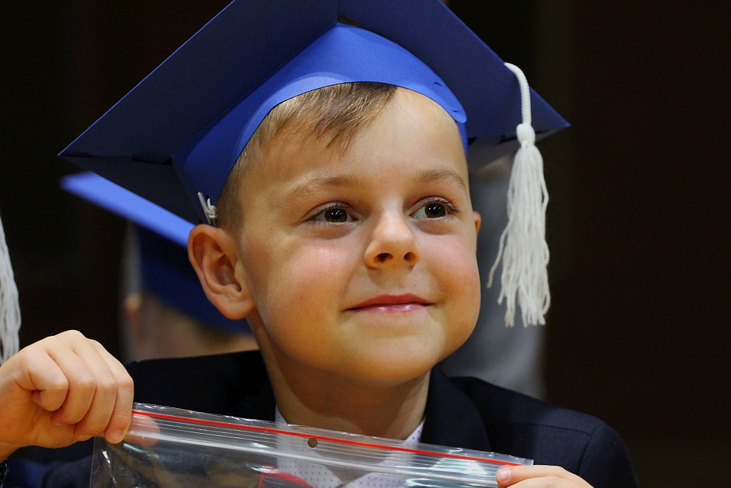 W legnickiej „dwudziestce” odbyło się pasowanie na ucznia