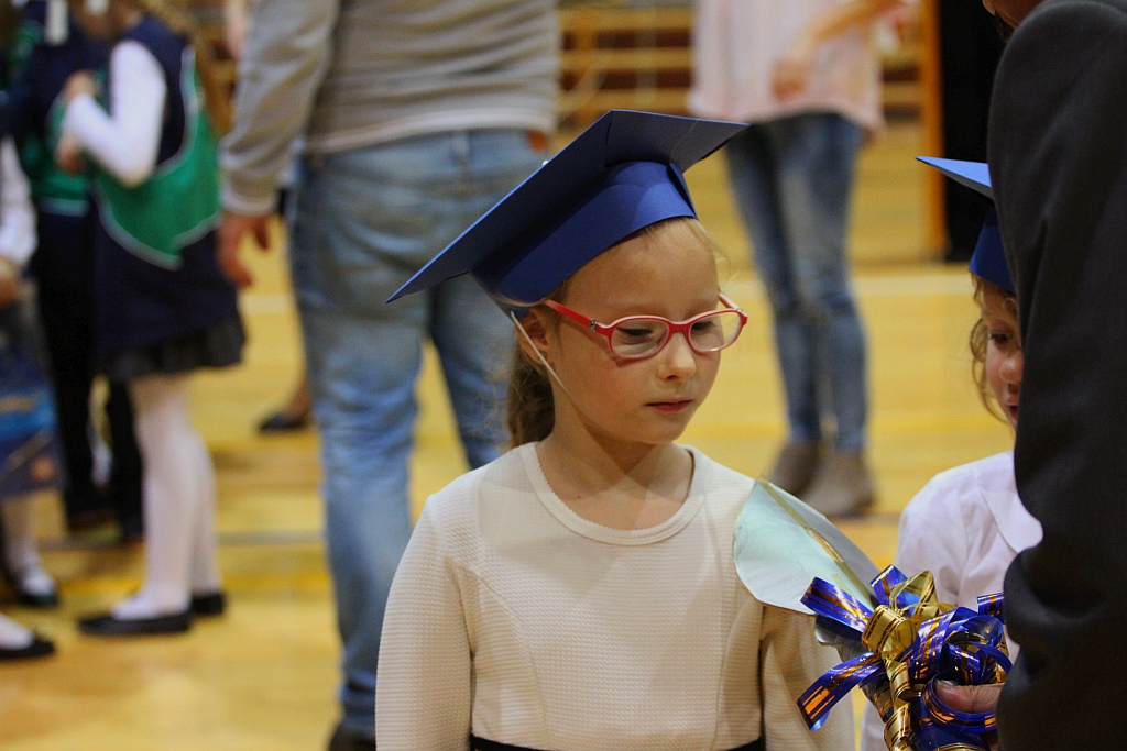 W legnickiej „dwudziestce” odbyło się pasowanie na ucznia