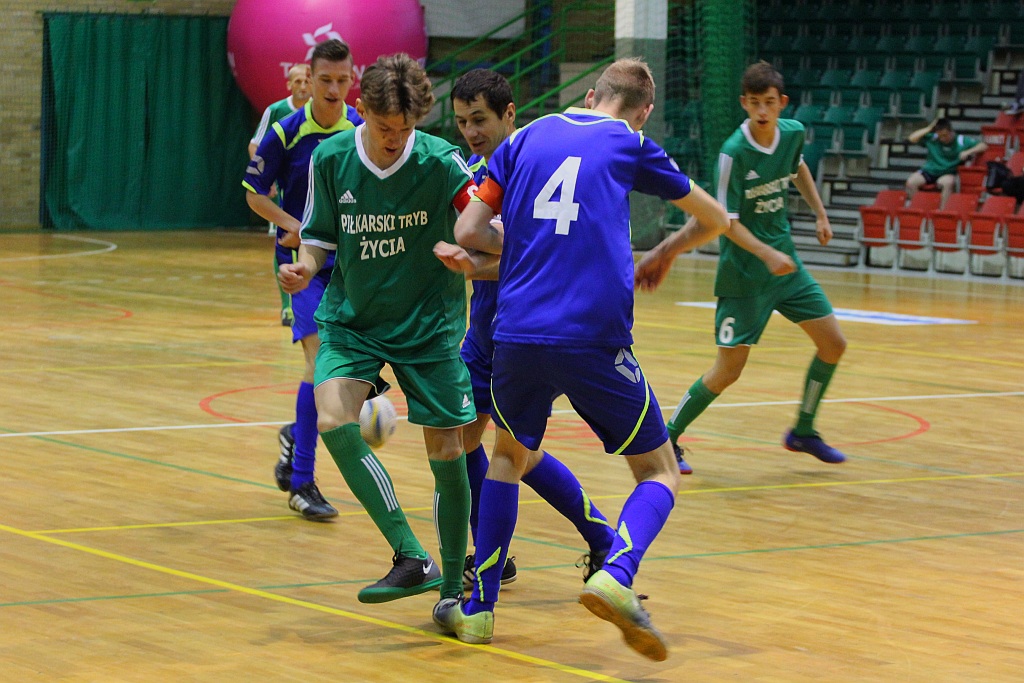Siedem drużyn rywalizowało w KKN Miedź Legnica Cup