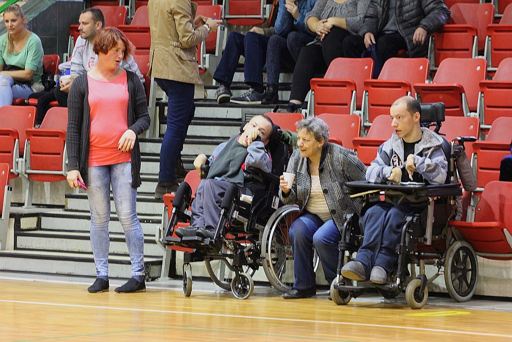 Siedem drużyn rywalizowało w KKN Miedź Legnica Cup
