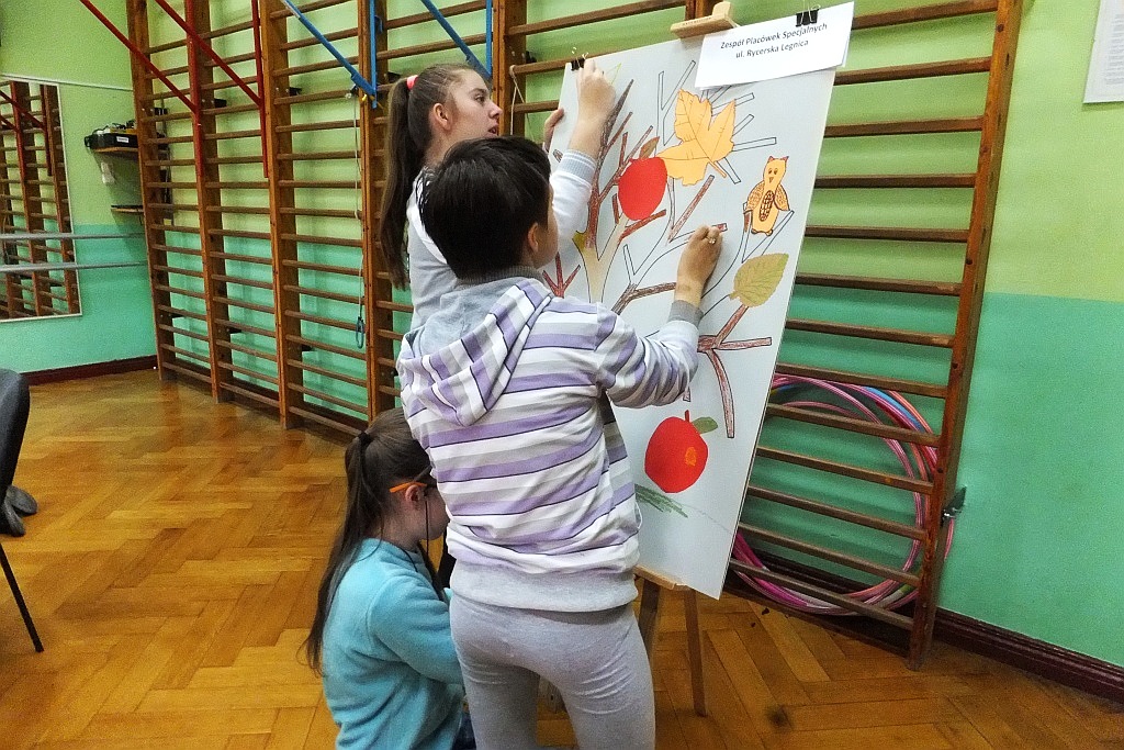 Jesienne Tęczowe Mosty odbyły się w Młodzieżowym Centrum Kultury