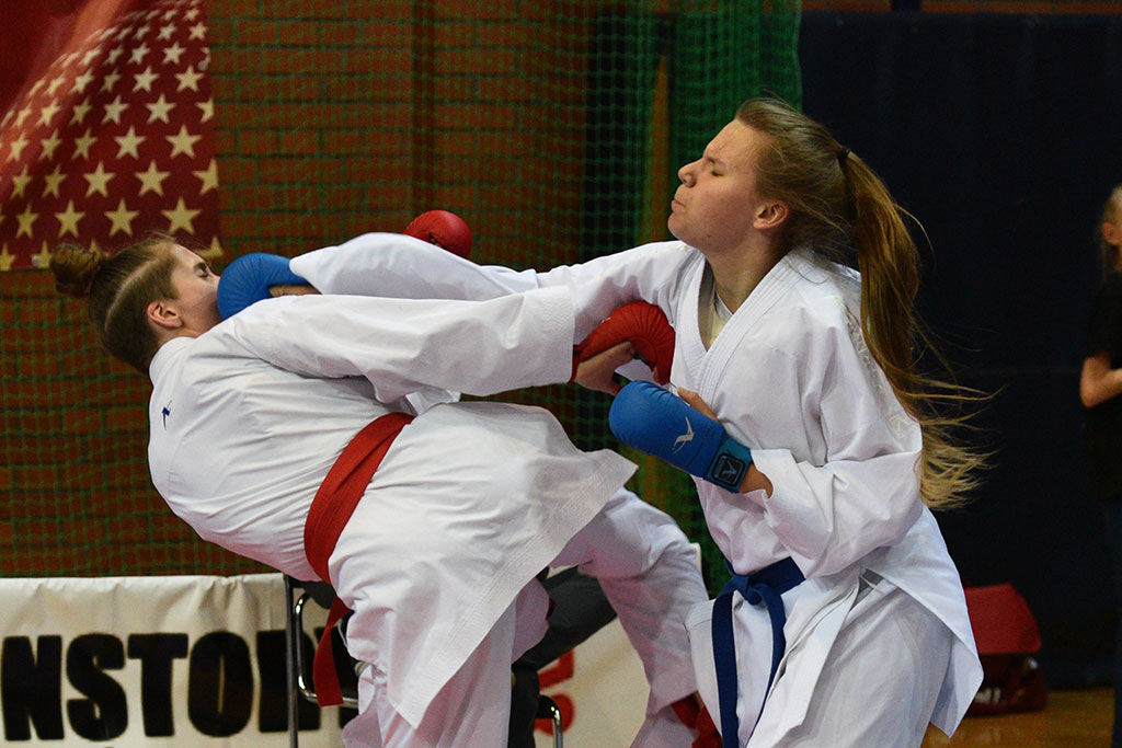 Karate na Piekarach. Tora druga w mistrzostwach