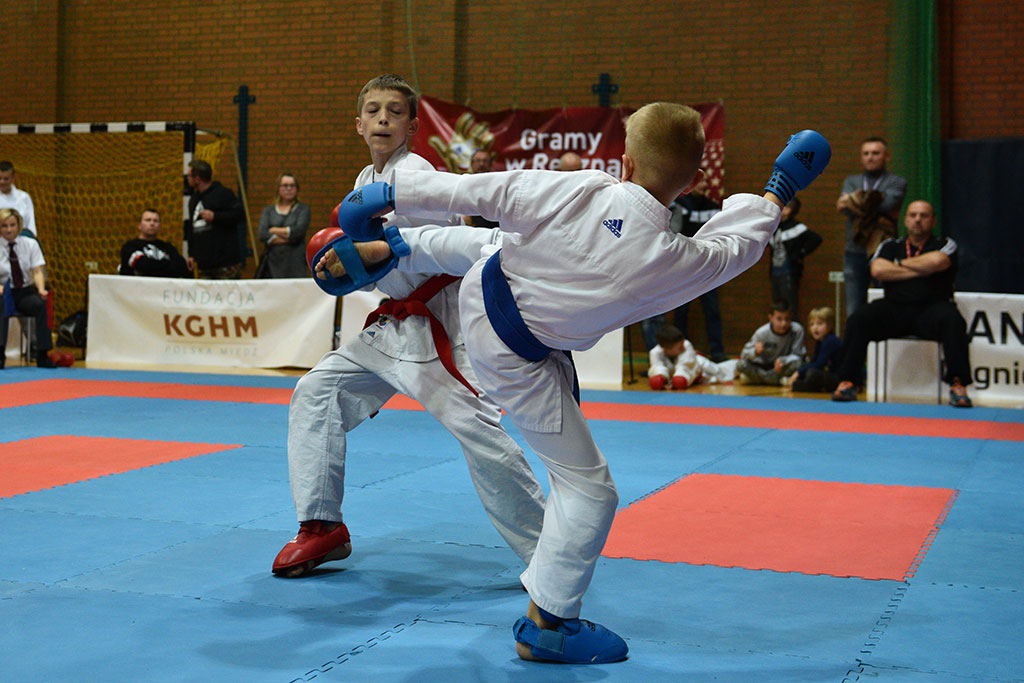 Karate na Piekarach. Tora druga w mistrzostwach