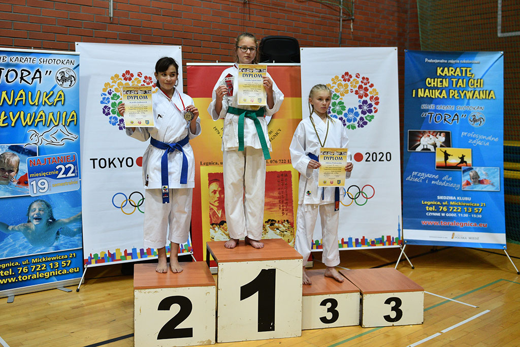 Karate na Piekarach. Tora druga w mistrzostwach