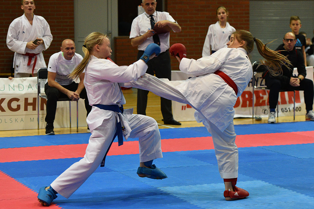 Karate na Piekarach. Tora druga w mistrzostwach