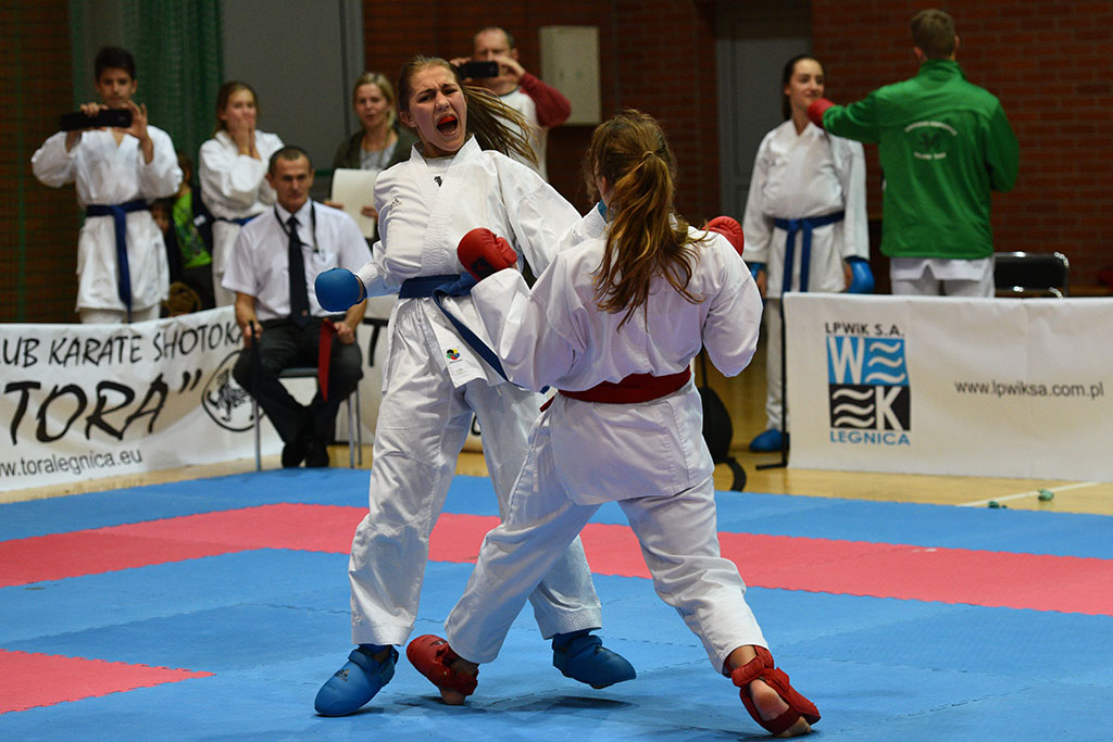 Karate na Piekarach. Tora druga w mistrzostwach