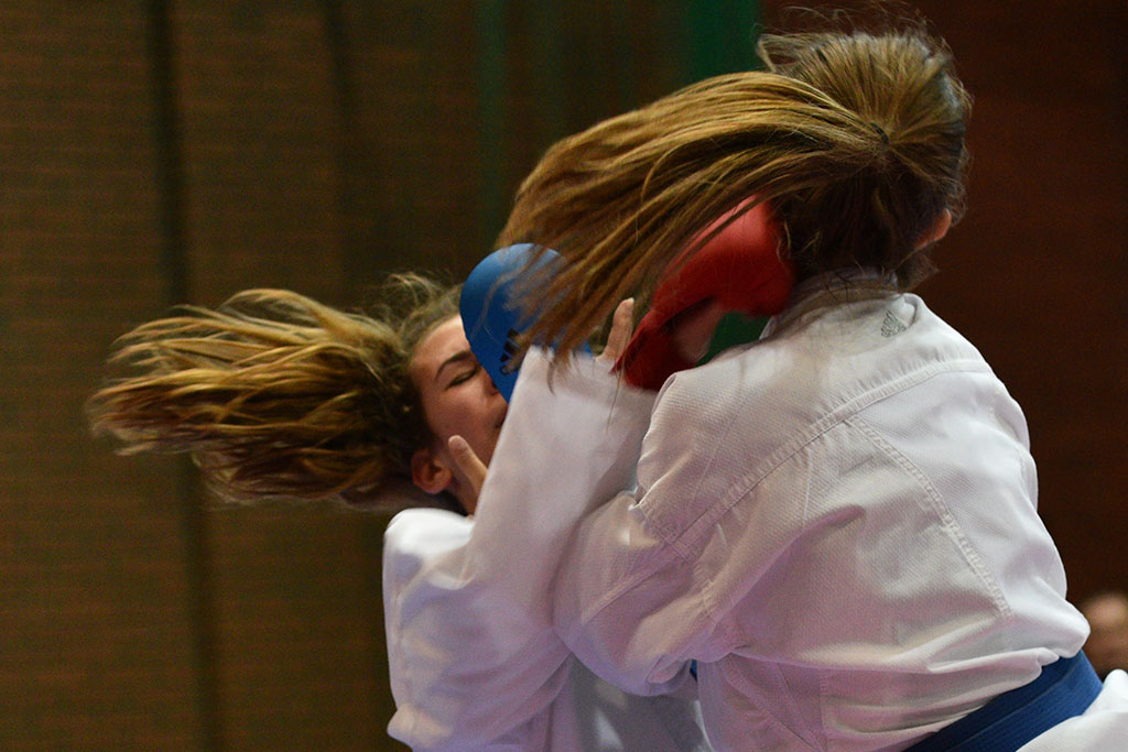 Karate na Piekarach. Tora druga w mistrzostwach