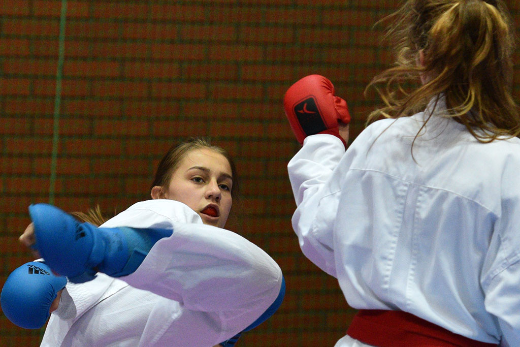Karate na Piekarach. Tora druga w mistrzostwach