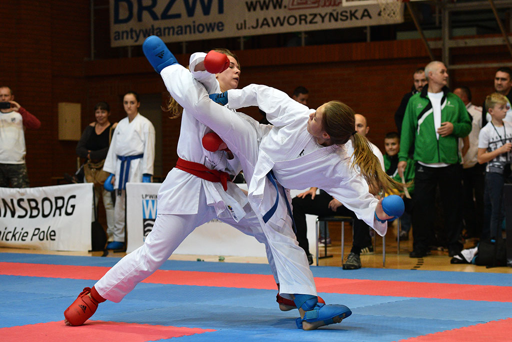 Karate na Piekarach. Tora druga w mistrzostwach