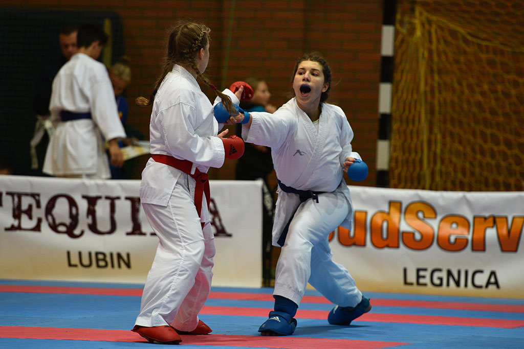Karate na Piekarach. Tora druga w mistrzostwach
