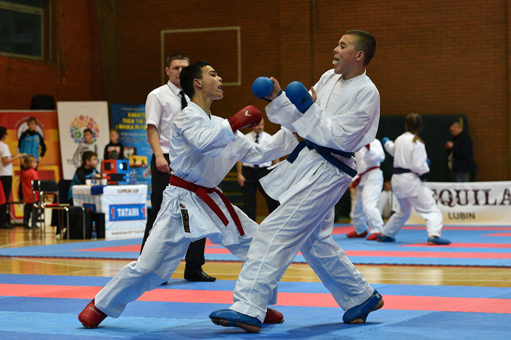 Karate na Piekarach. Tora druga w mistrzostwach