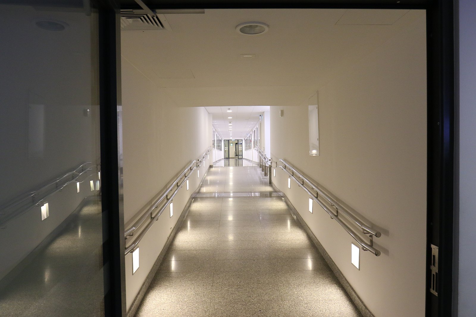 Poseł Kropiwnicki zaprosił legniczan na zwiedzanie Sejmu RP