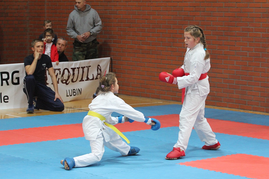 Karate na Piekarach. Tora druga w mistrzostwach