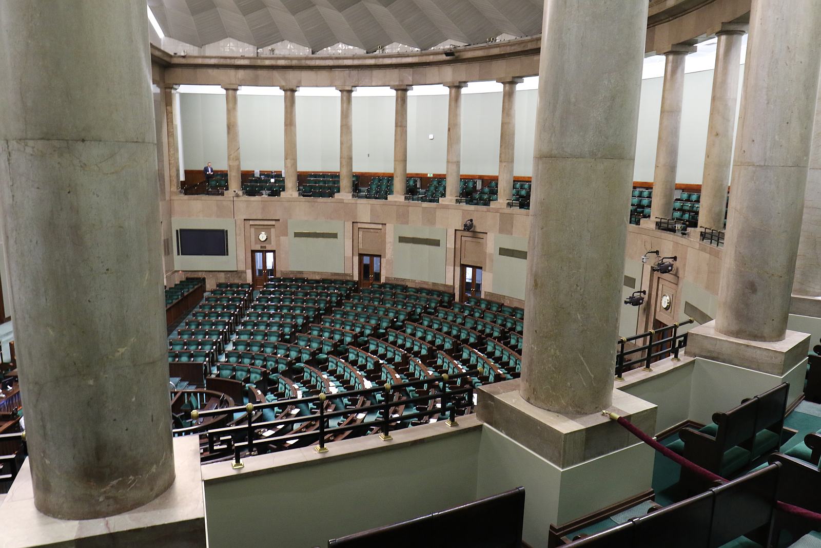 Poseł Kropiwnicki zaprosił legniczan na zwiedzanie Sejmu RP