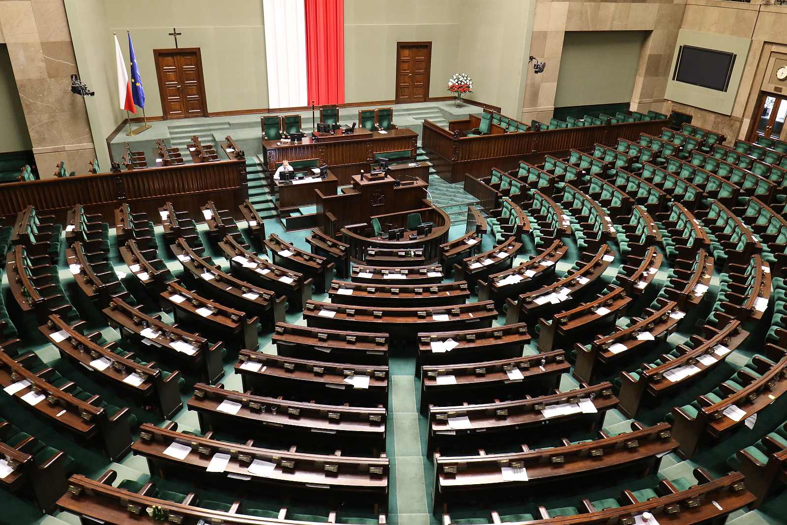 Poseł Kropiwnicki zaprosił legniczan na zwiedzanie Sejmu RP