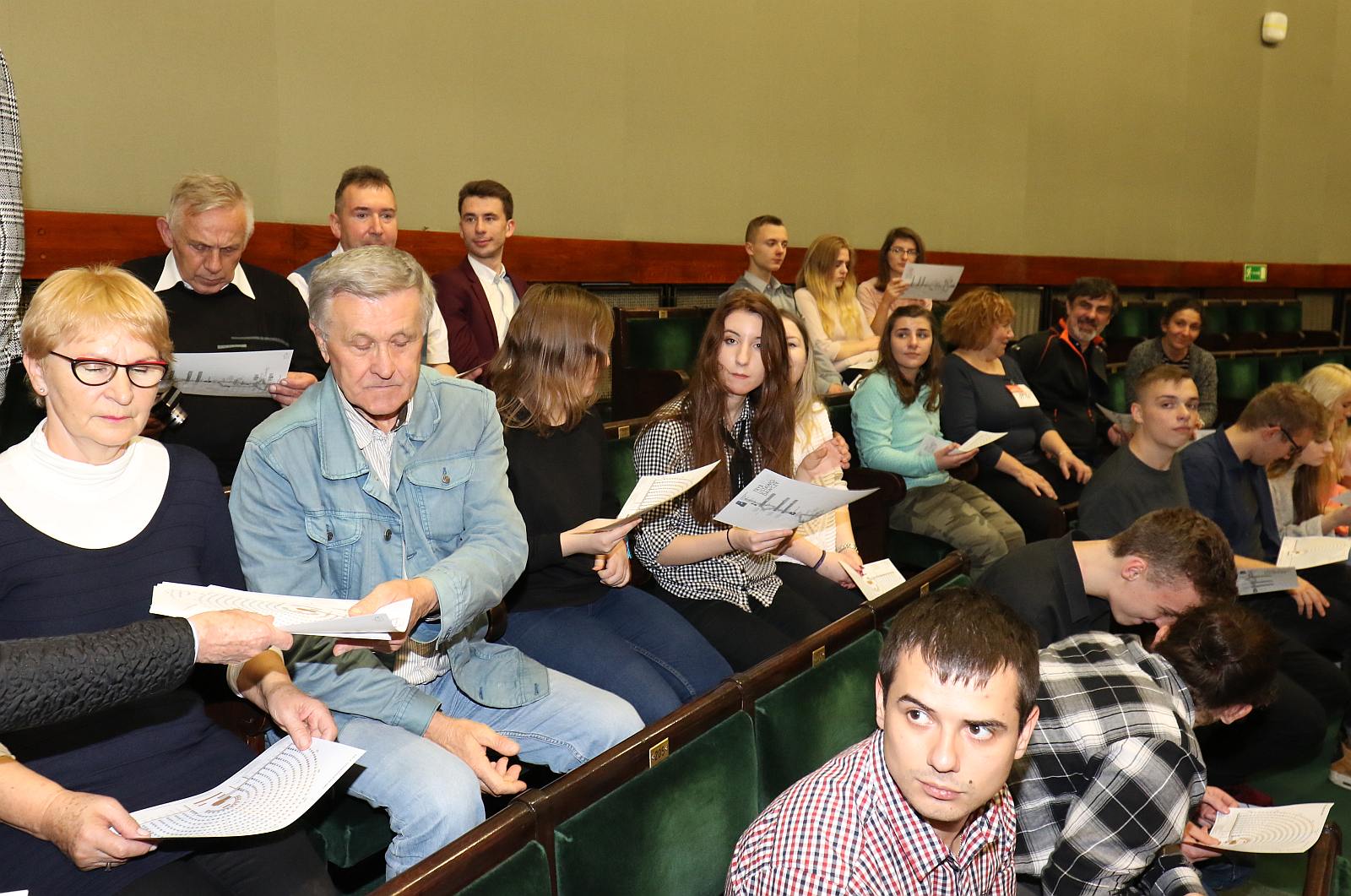 Poseł Kropiwnicki zaprosił legniczan na zwiedzanie Sejmu RP