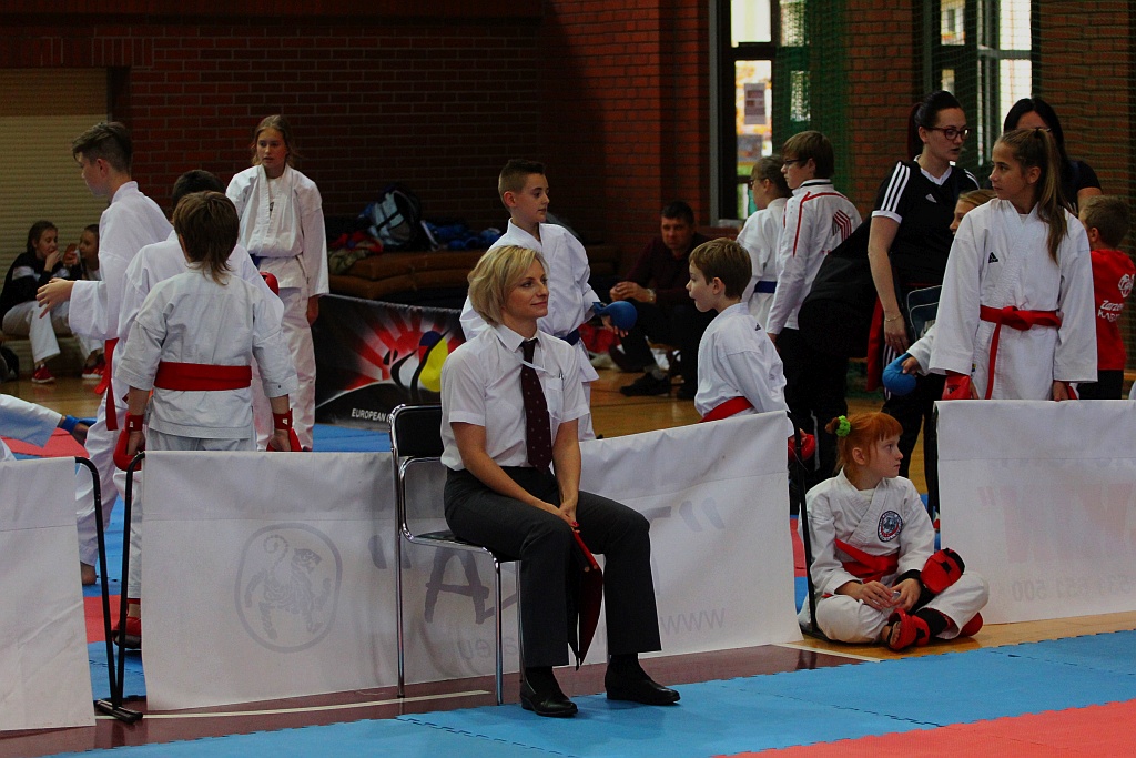 Karate na Piekarach. Tora druga w mistrzostwach