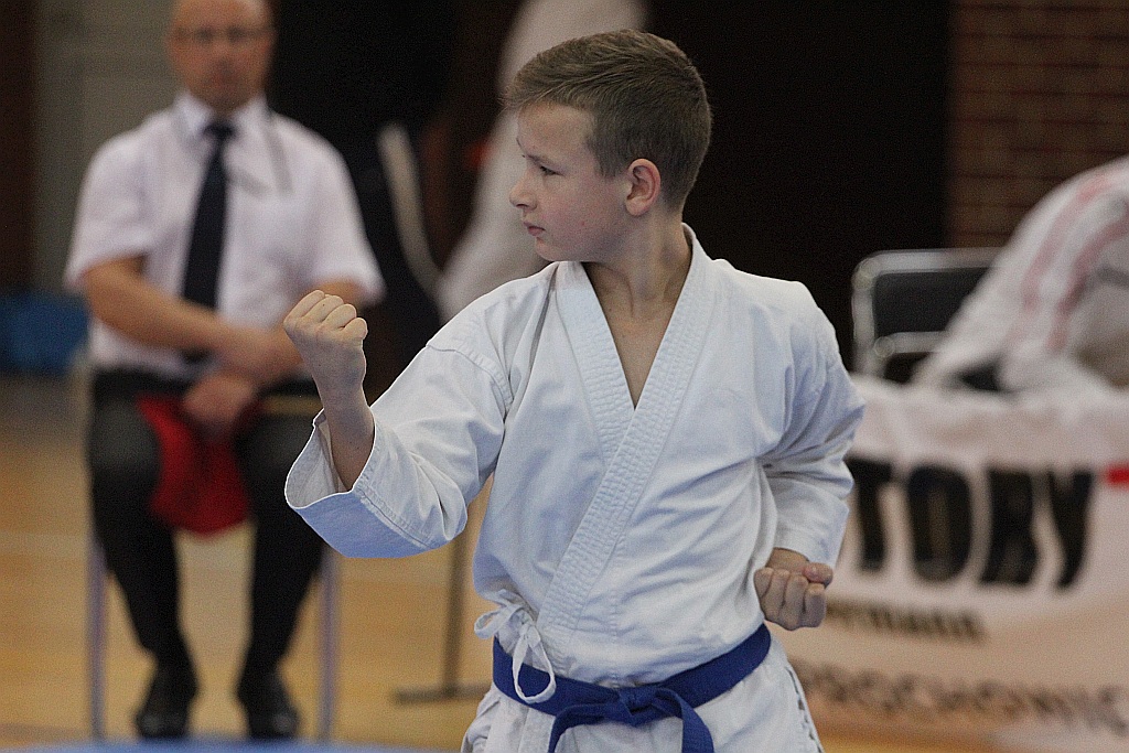 Karate na Piekarach. Tora druga w mistrzostwach