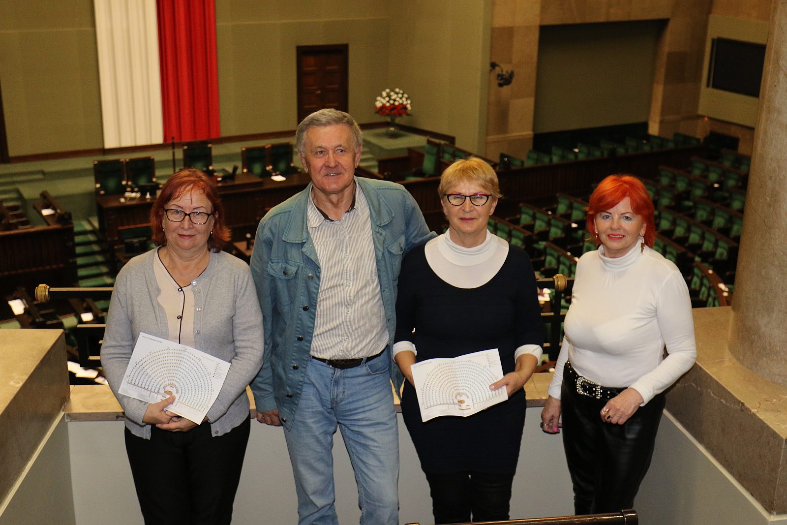 Poseł Kropiwnicki zaprosił legniczan na zwiedzanie Sejmu RP