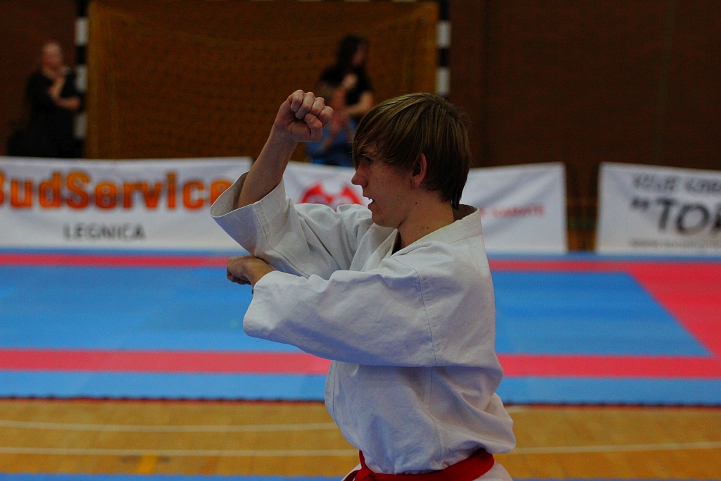 Karate na Piekarach. Tora druga w mistrzostwach