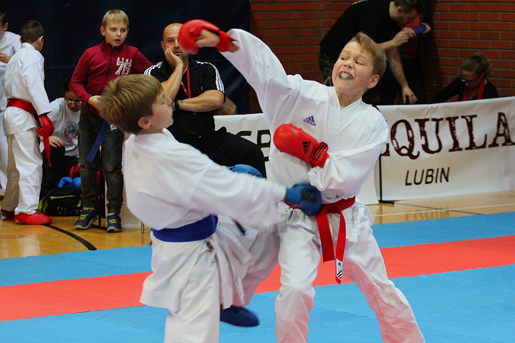 Karate na Piekarach. Tora druga w mistrzostwach