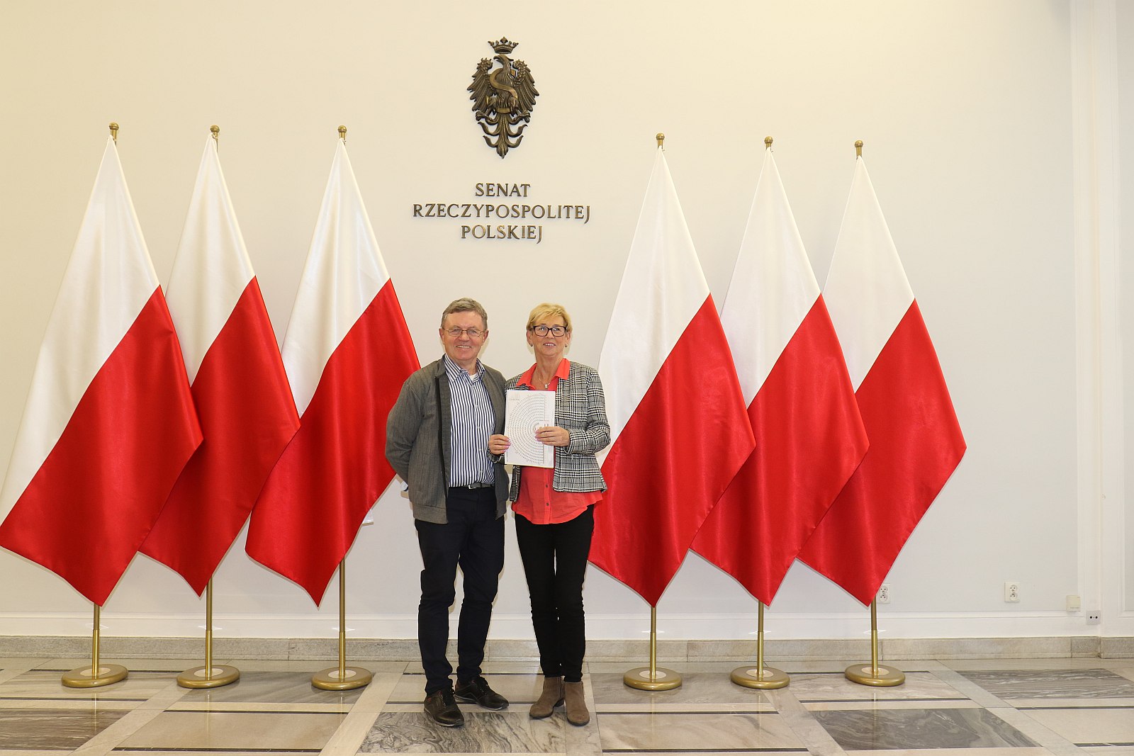 Poseł Kropiwnicki zaprosił legniczan na zwiedzanie Sejmu RP