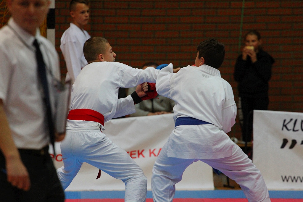 Karate na Piekarach. Tora druga w mistrzostwach