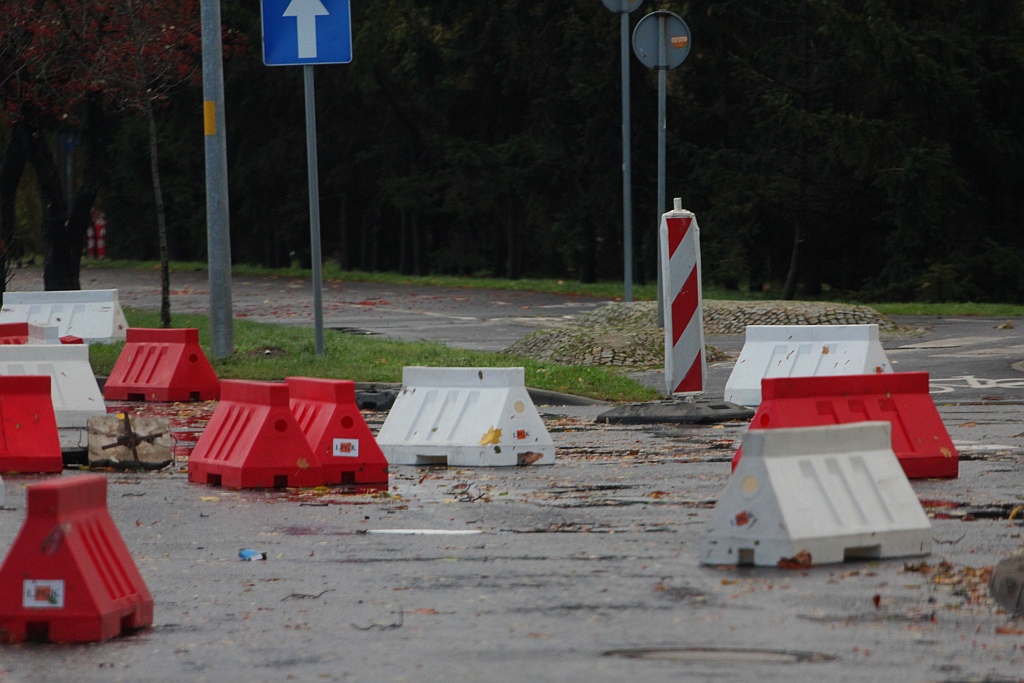 Orkan Grzegorz dotarł do Legnicy i sieje zniszczenie