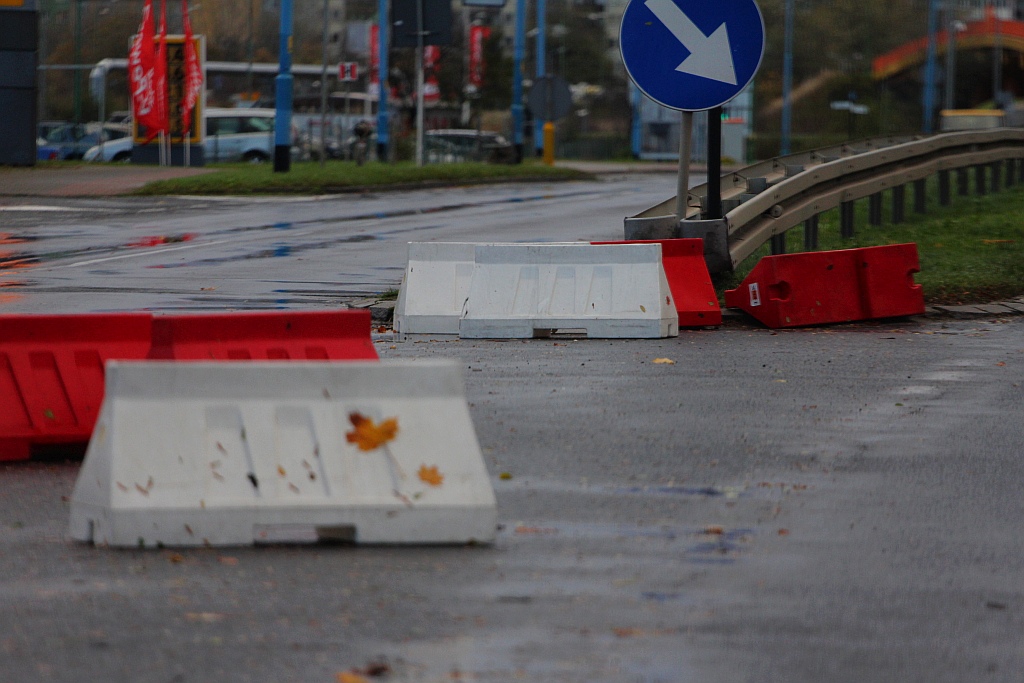 Orkan Grzegorz dotarł do Legnicy i sieje zniszczenie