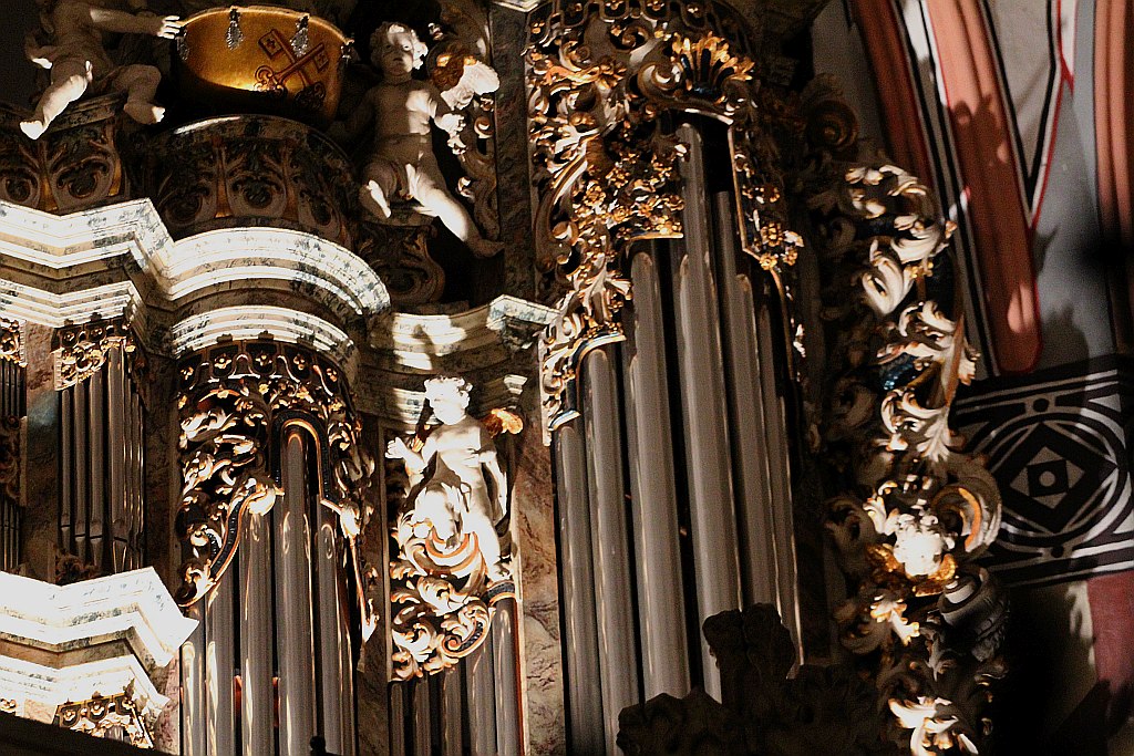 Irena Wisełka - Cieślar zagrała Nadzwyczajny Koncert Organowy