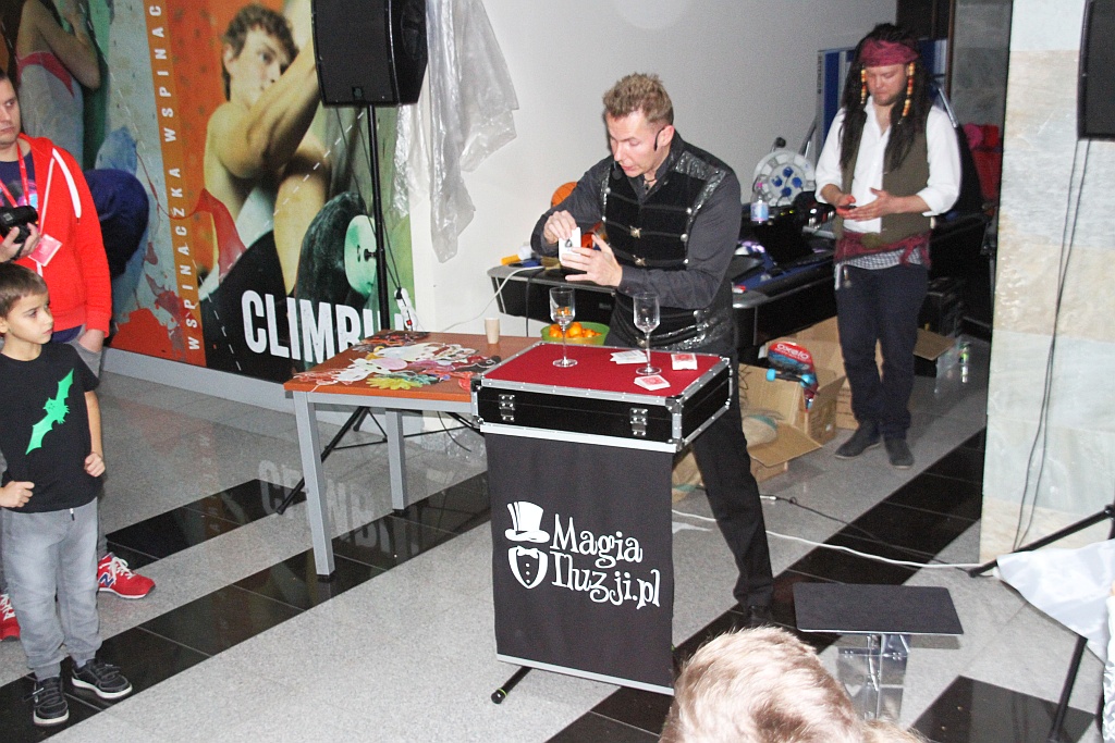 Czwarte urodziny Parku Rozrywki Play City w klimacie Halloween