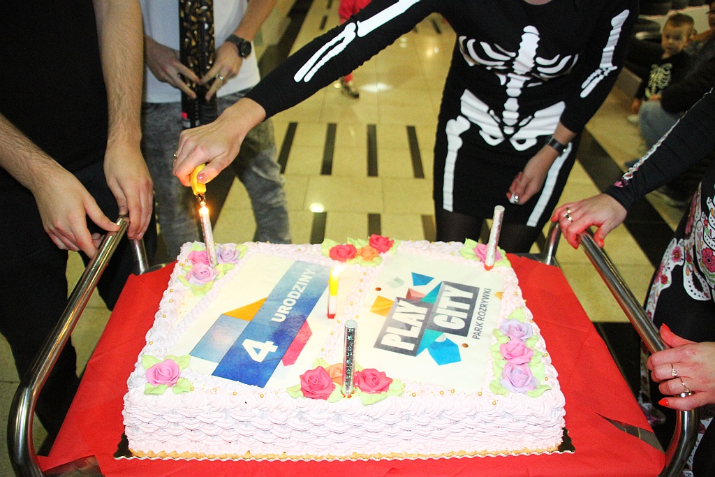 Czwarte urodziny Parku Rozrywki Play City w klimacie Halloween