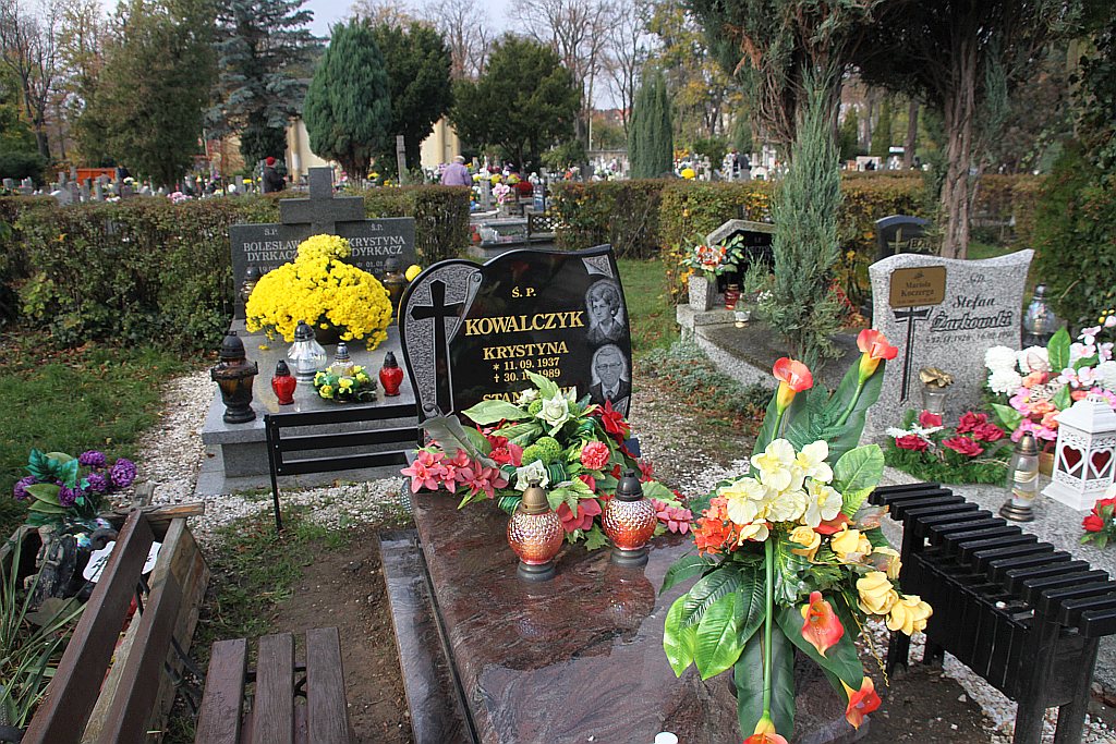 1 listopada, czyli dzień szczególny. Wspominamy legniczan