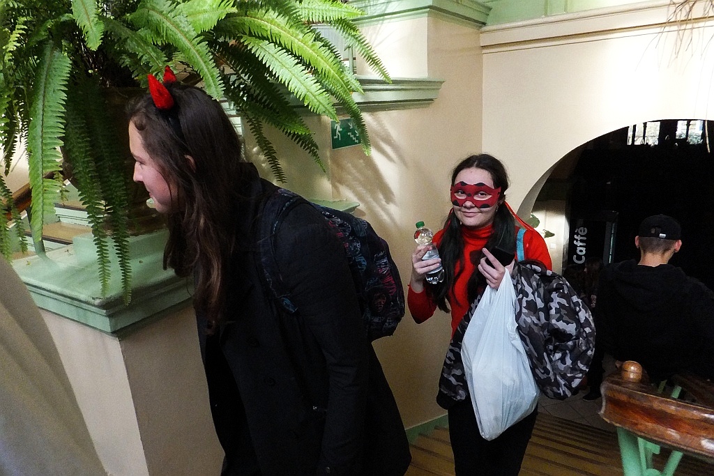 W V Liceum Ogólnokształcącym odbyło się święto Halloween