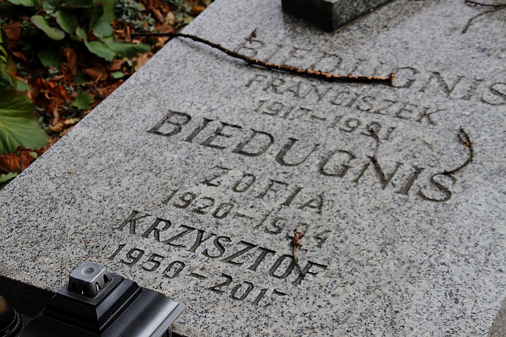 1 listopada, czyli dzień szczególny. Wspominamy legniczan