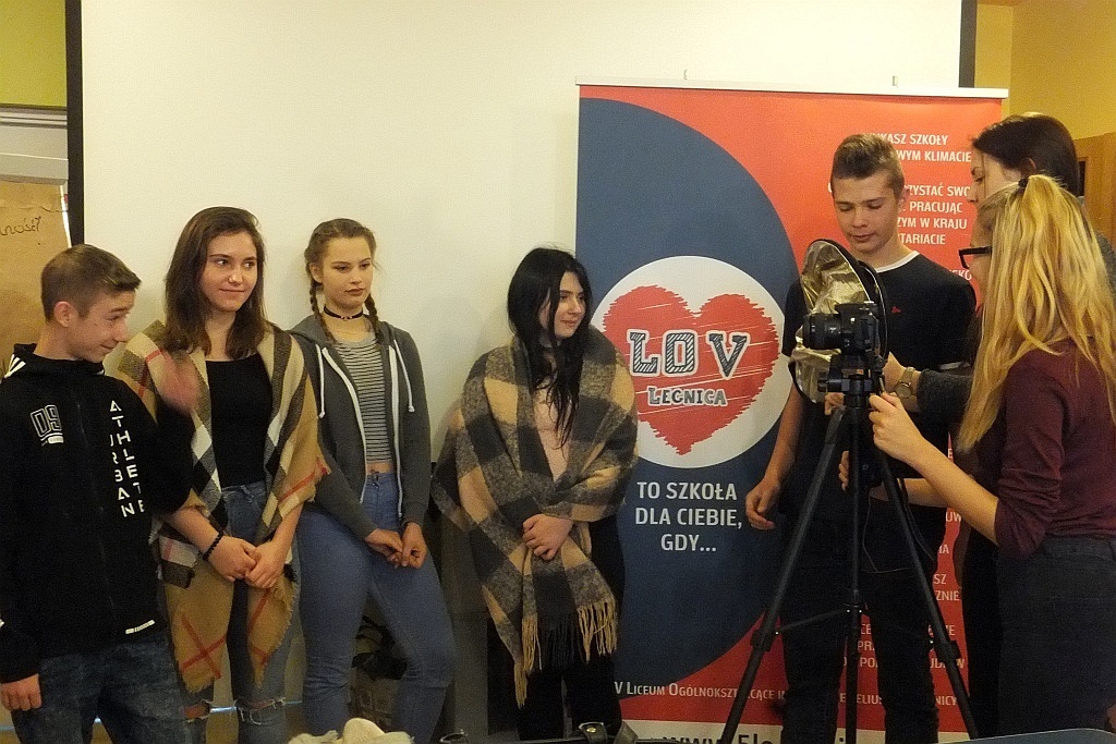 Gimnazjaliści z „dziewiątki” na warsztatach w „Heweliuszu”