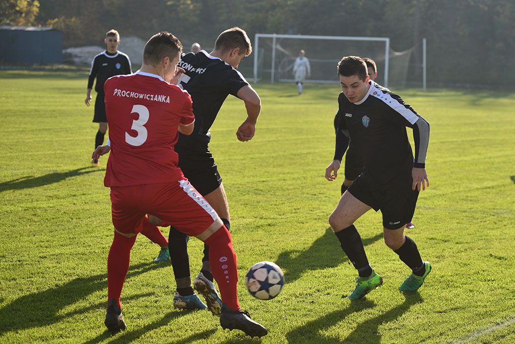 Piłkarze Konfeksu Legnica przegrali pierwszy mecz w sezonie