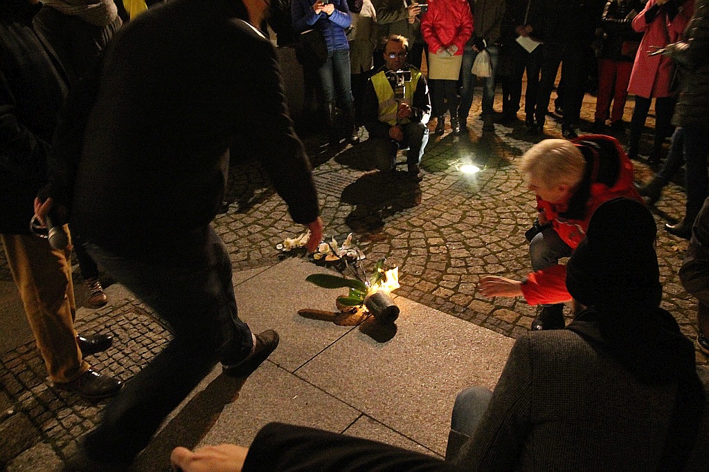 W niedzielne popołudnie oddali hołd Piotrowi Szczęsnemu