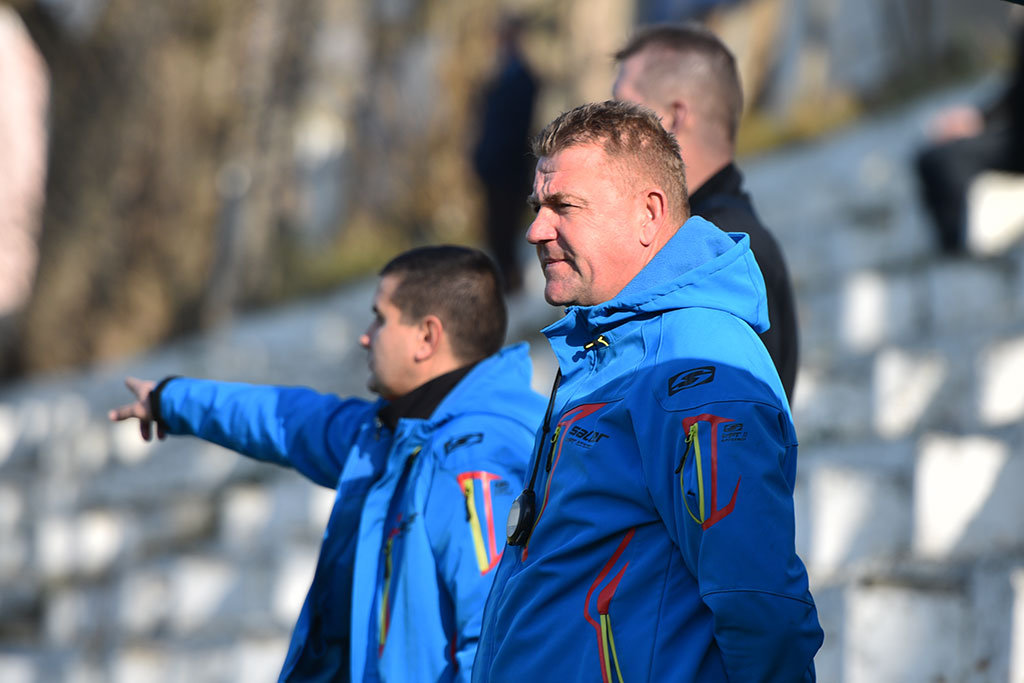 Piłkarze Konfeksu Legnica przegrali pierwszy mecz w sezonie