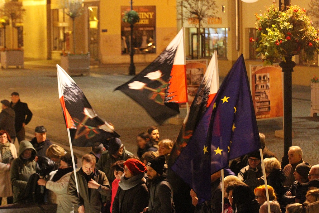 W niedzielne popołudnie oddali hołd Piotrowi Szczęsnemu