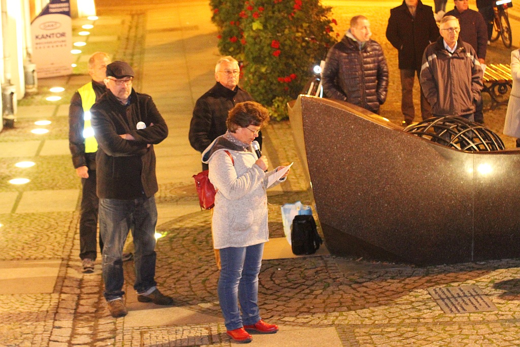 W niedzielne popołudnie oddali hołd Piotrowi Szczęsnemu