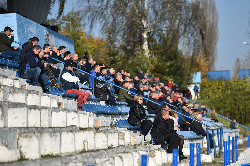 Piłkarze Konfeksu Legnica przegrali pierwszy mecz w sezonie