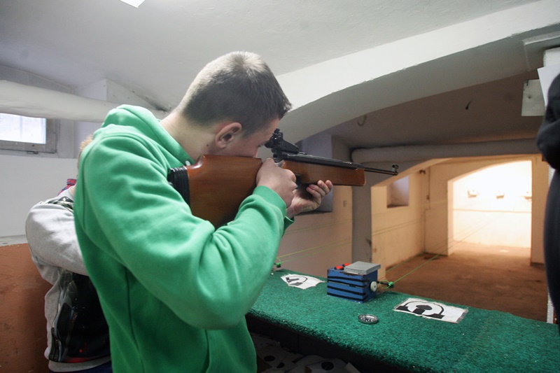Legniccy uczniowie strzelali o Puchar Prezydenta Miasta Legnicy