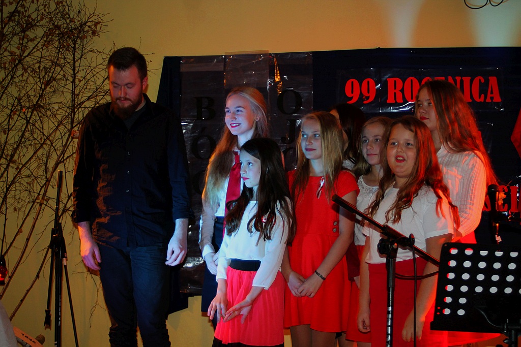 Mateusz Nagórski na rocznicę niepodległości w Rosochatej